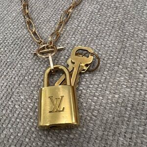 Louis Vuitton Gold Cadenas